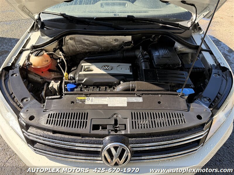 Used 2016 Volkswagen Tiguan S FWD image 24