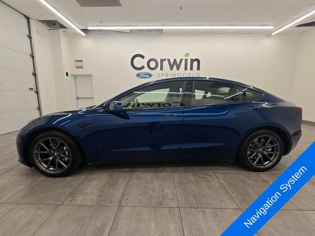 Used 2021 Tesla Model 3 Standard Range Plus RWD image 2