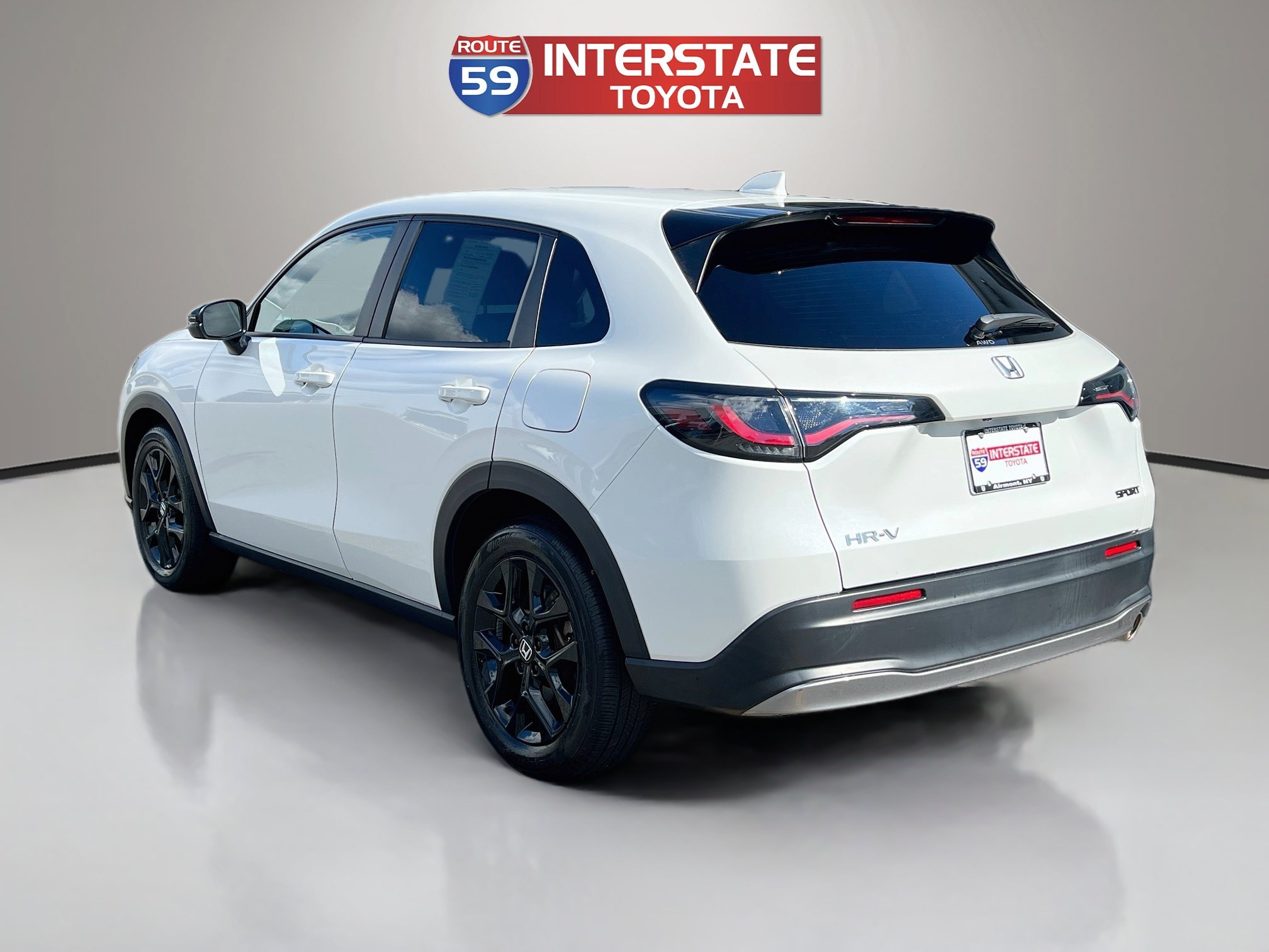 Used 2024 Honda HR-V Sport image 5
