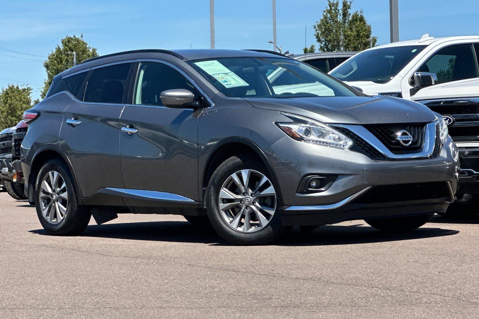 Used 2017 Nissan Murano SV AWD/4WD image 2