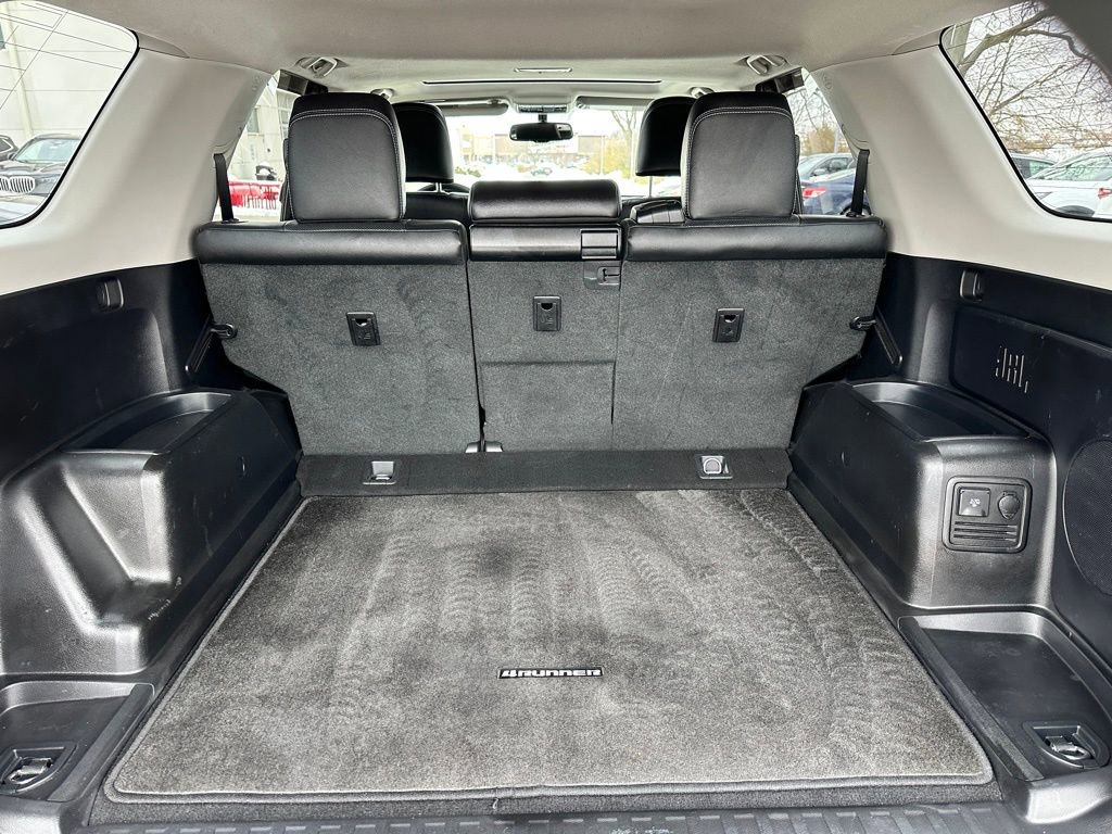 Used 2016 Toyota 4Runner Limited image 10