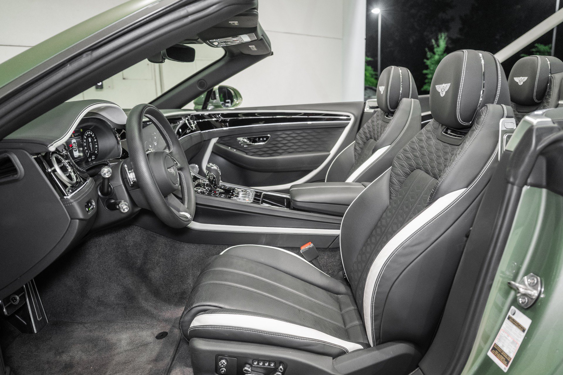 Used 2025 Bentley Continental GT Speed AWD/4WD image 19