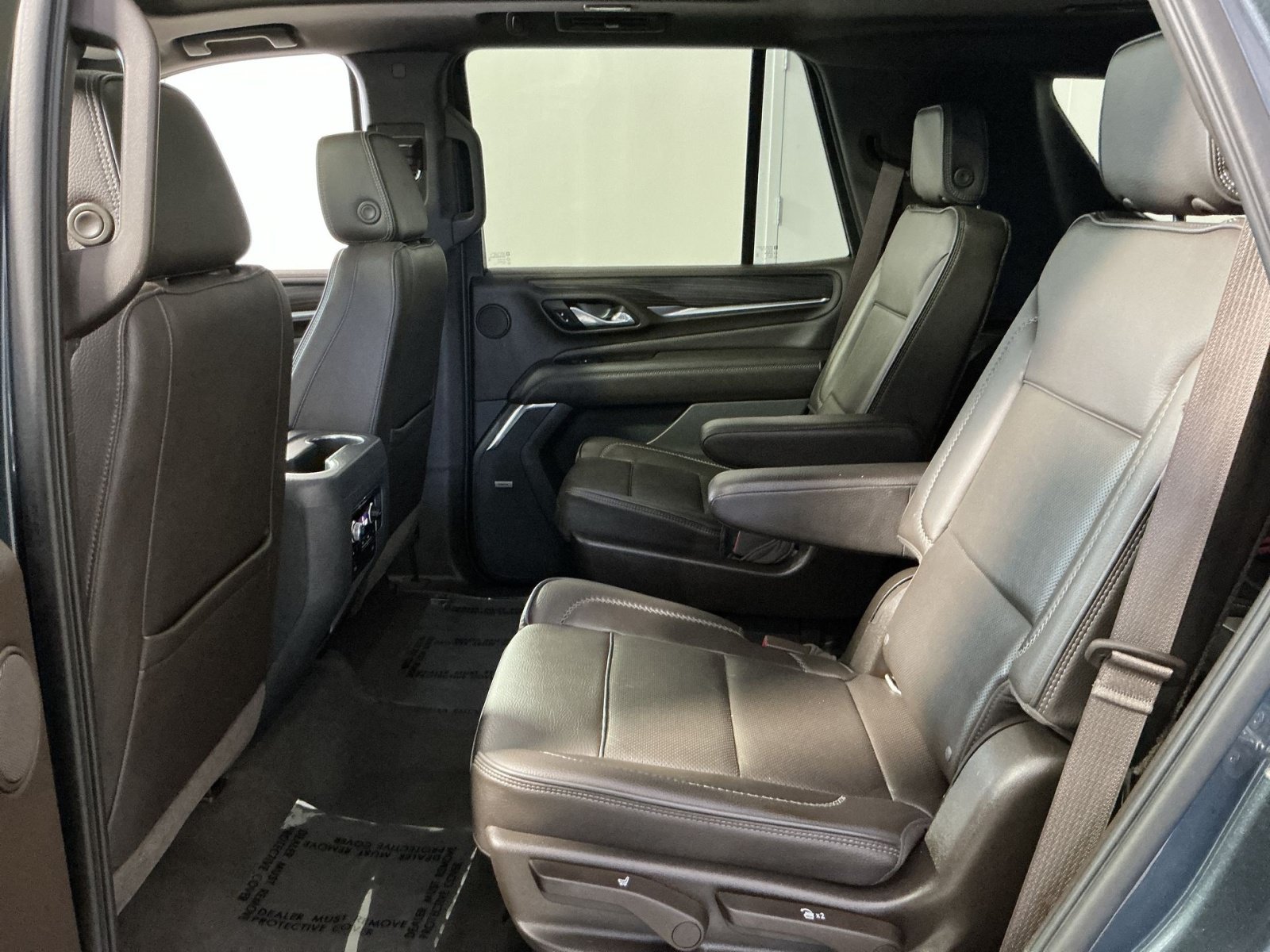Used 2021 GMC Yukon Denali w/ Denali Premium Package AWD/4WD image 25