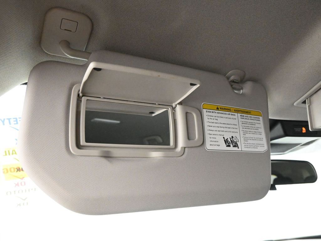 Used 2024 Nissan Rogue S image 25