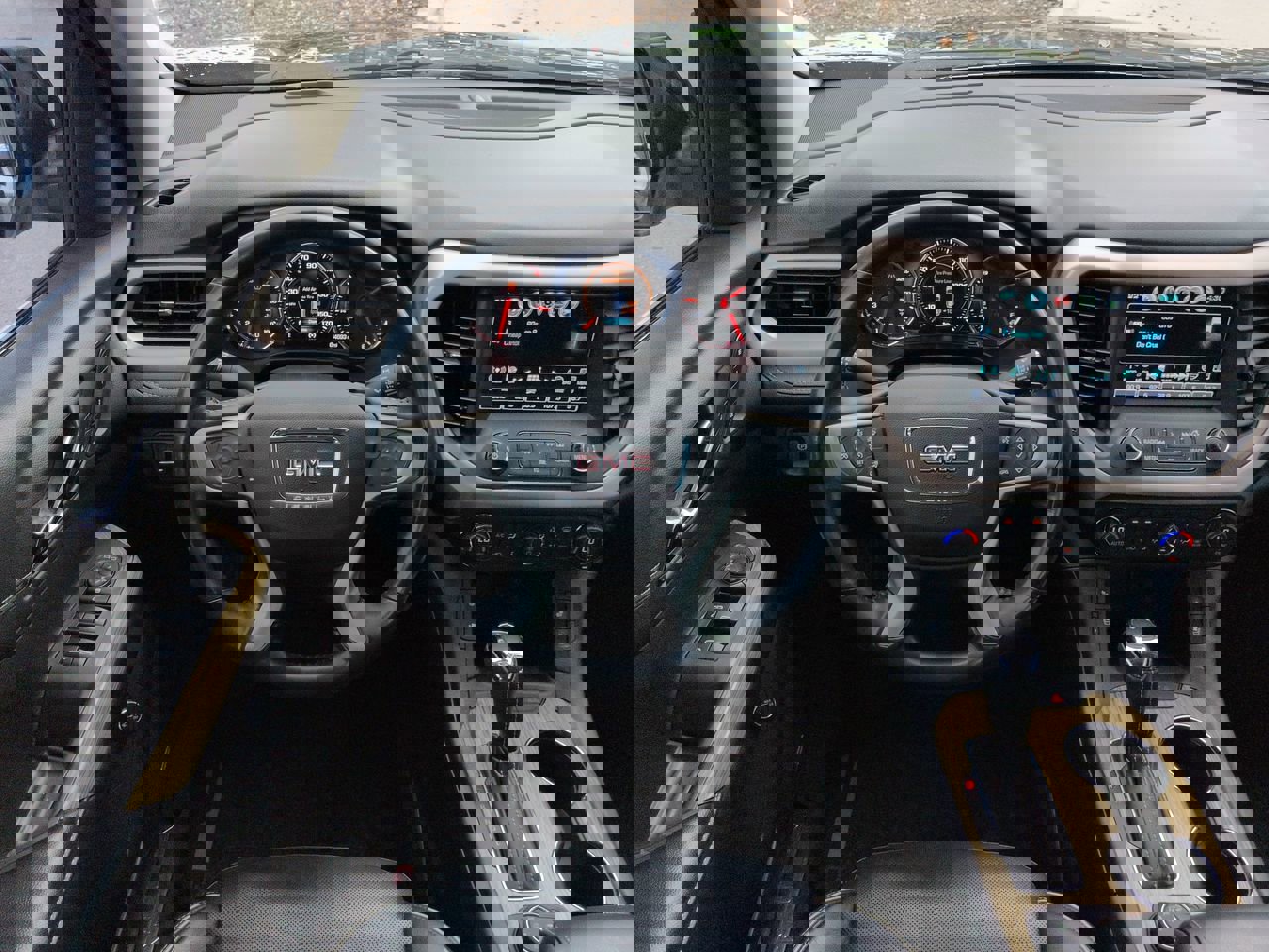 Used 2019 GMC Acadia Denali w/ Technology Package image 16