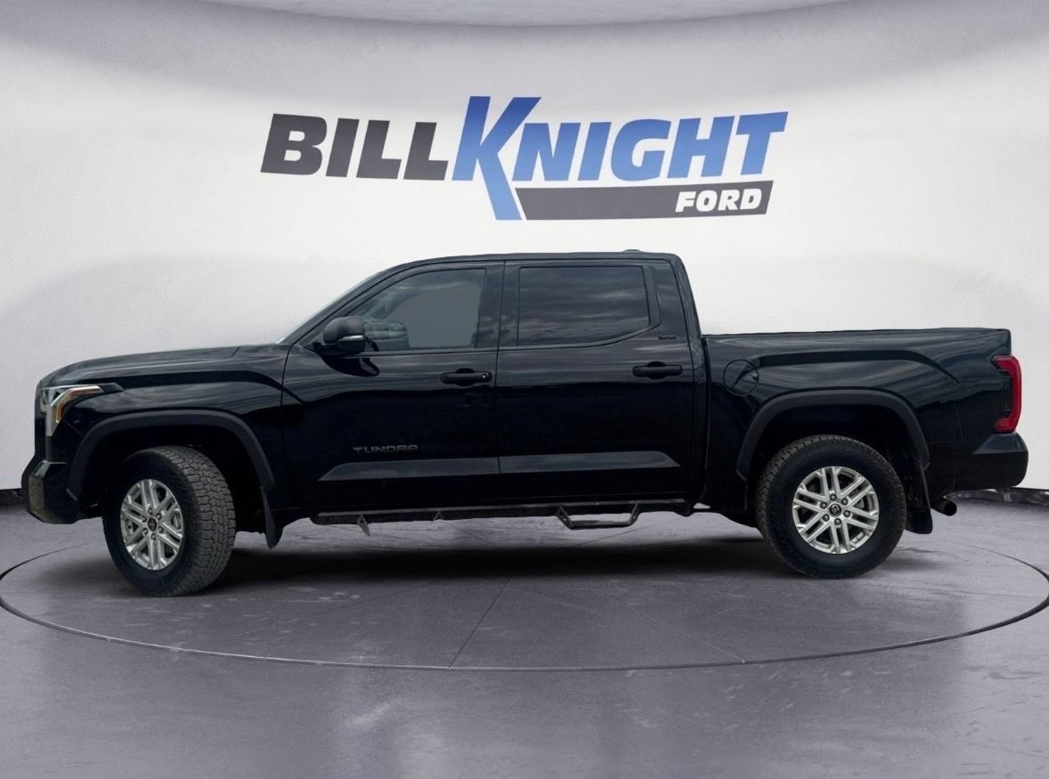 Used 2023 Toyota Tundra SR5 w/ SR5 Convenience Package AWD/4WD image 2