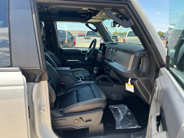 New 2026 Ford Bronco Outer Banks w/ Sasquatch Package AWD/4WD image 21