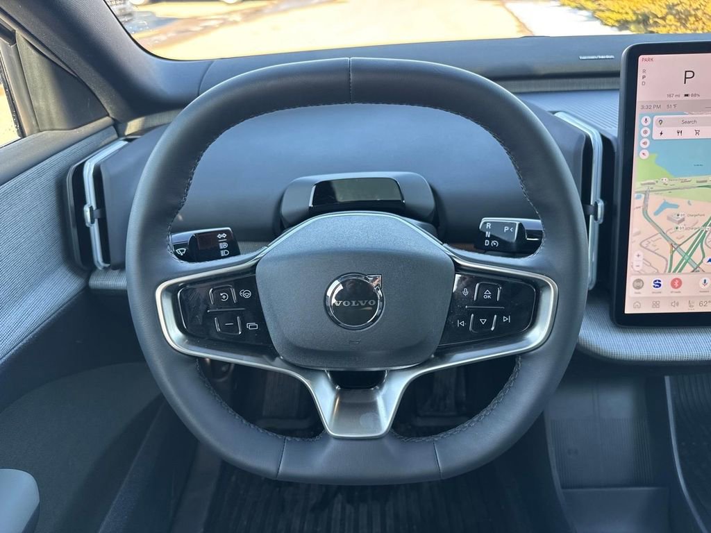 Certified 2025 Volvo EX30 Plus w/ Protection Package Premier image 11