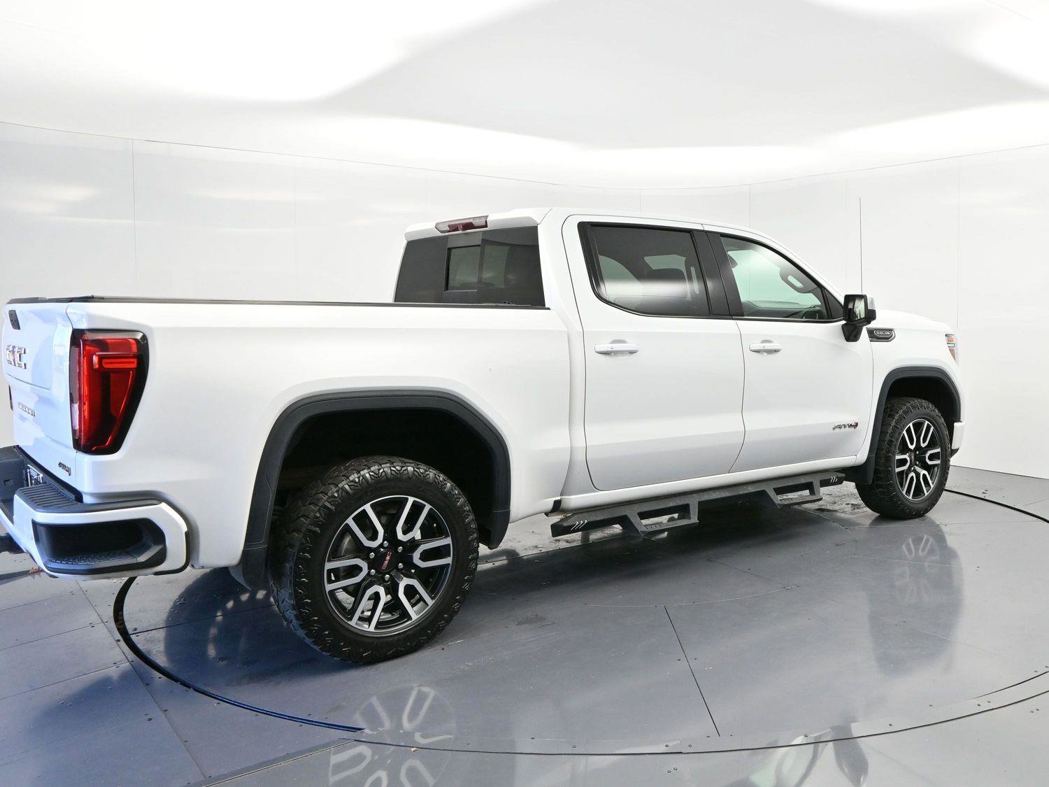 Used 2019 GMC Sierra 1500 AT4 w/ AT4 Premium Package image 7