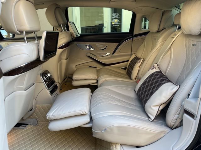 Used 2016 Mercedes-Benz Maybach S 600 image 12