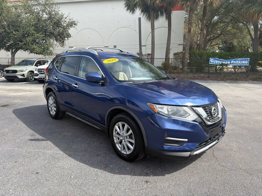 Used 2019 Nissan Rogue SV FWD image 7