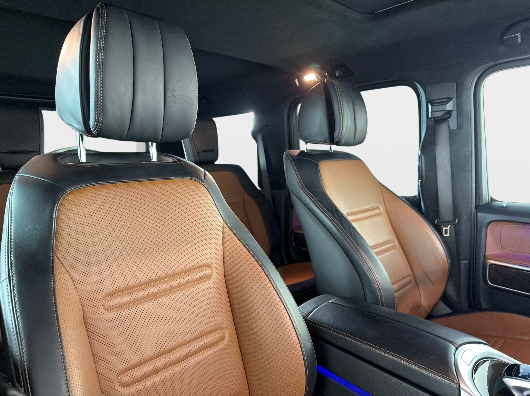 Used 2022 Mercedes-Benz G 550 image 19