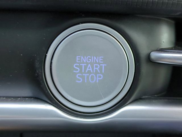 Certified 2025 Hyundai Santa Cruz SE FWD image 27