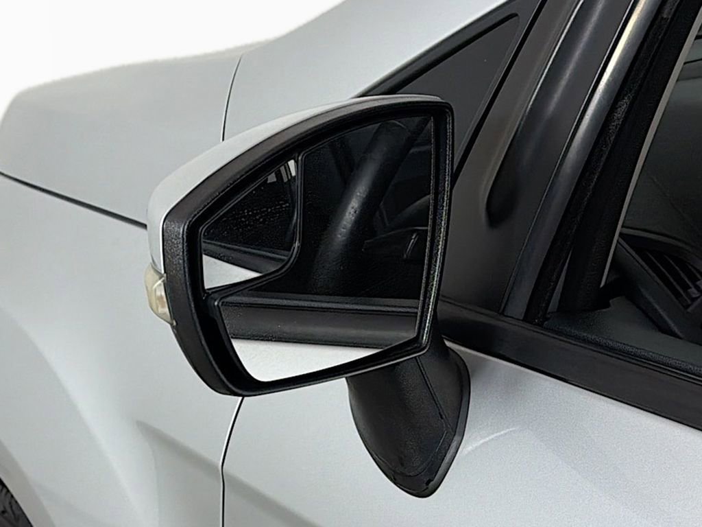 Used 2018 Ford EcoSport SE image 25