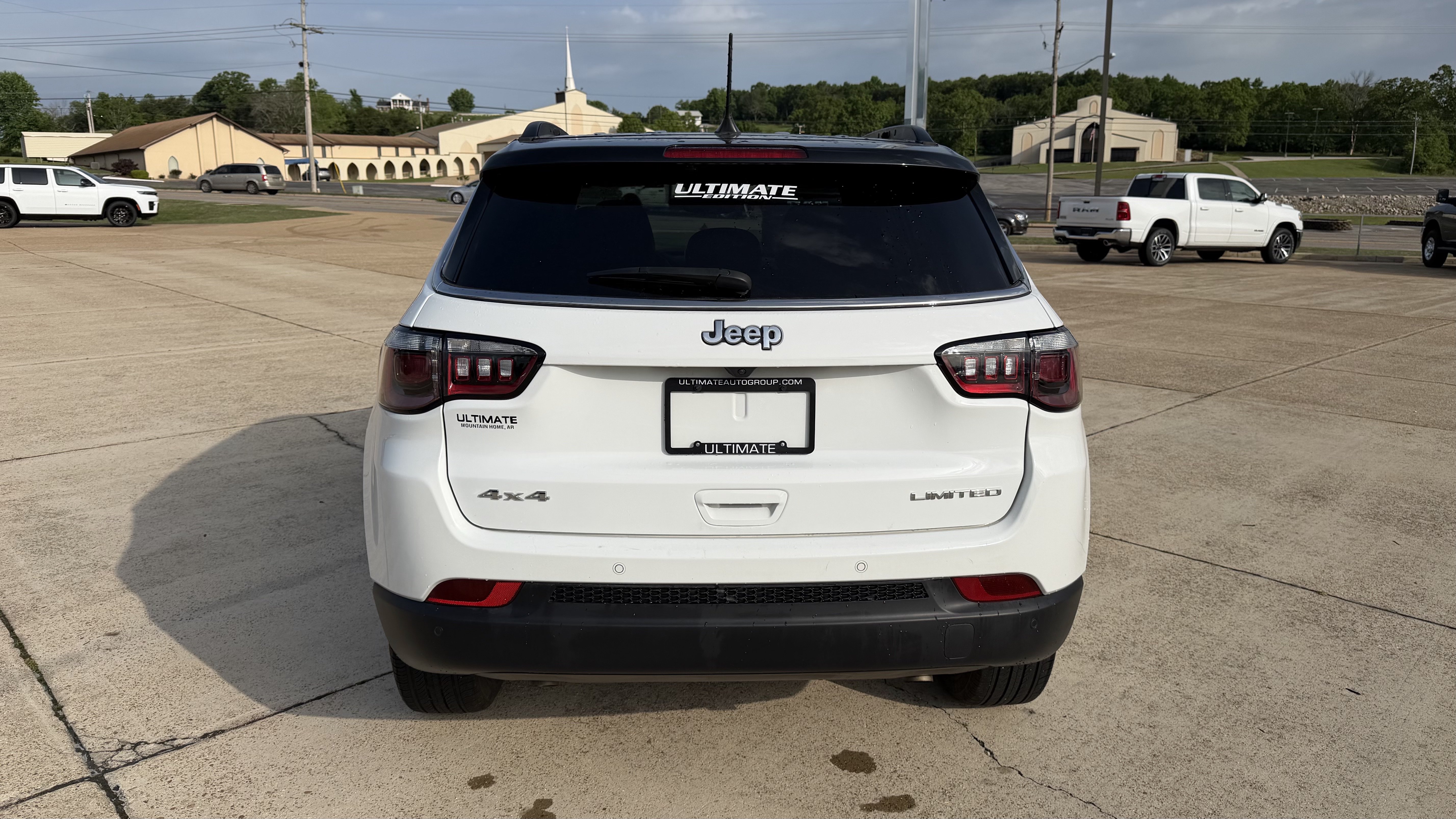 Used 2025 Jeep Compass Limited AWD/4WD image 6