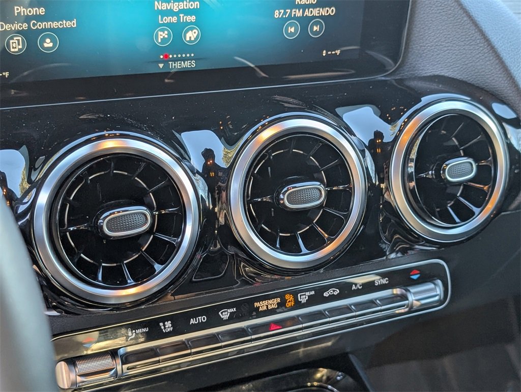 Used 2022 Mercedes-Benz GLA 250 4MATIC image 31