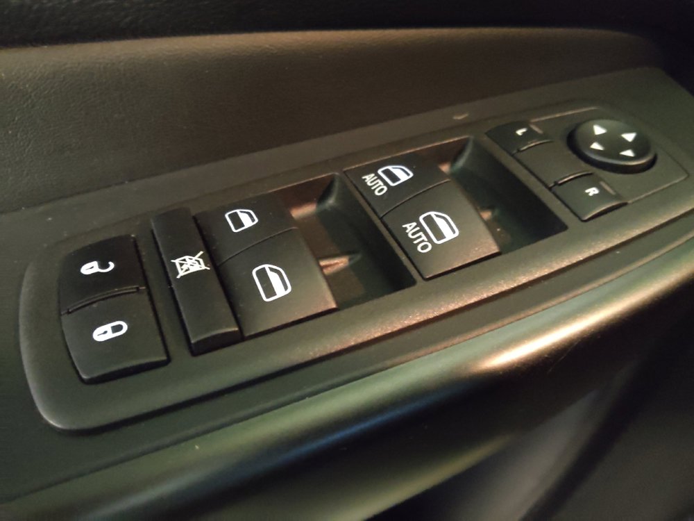 Used 2022 Jeep Cherokee Trailhawk w/ Trailer Tow Group image 27