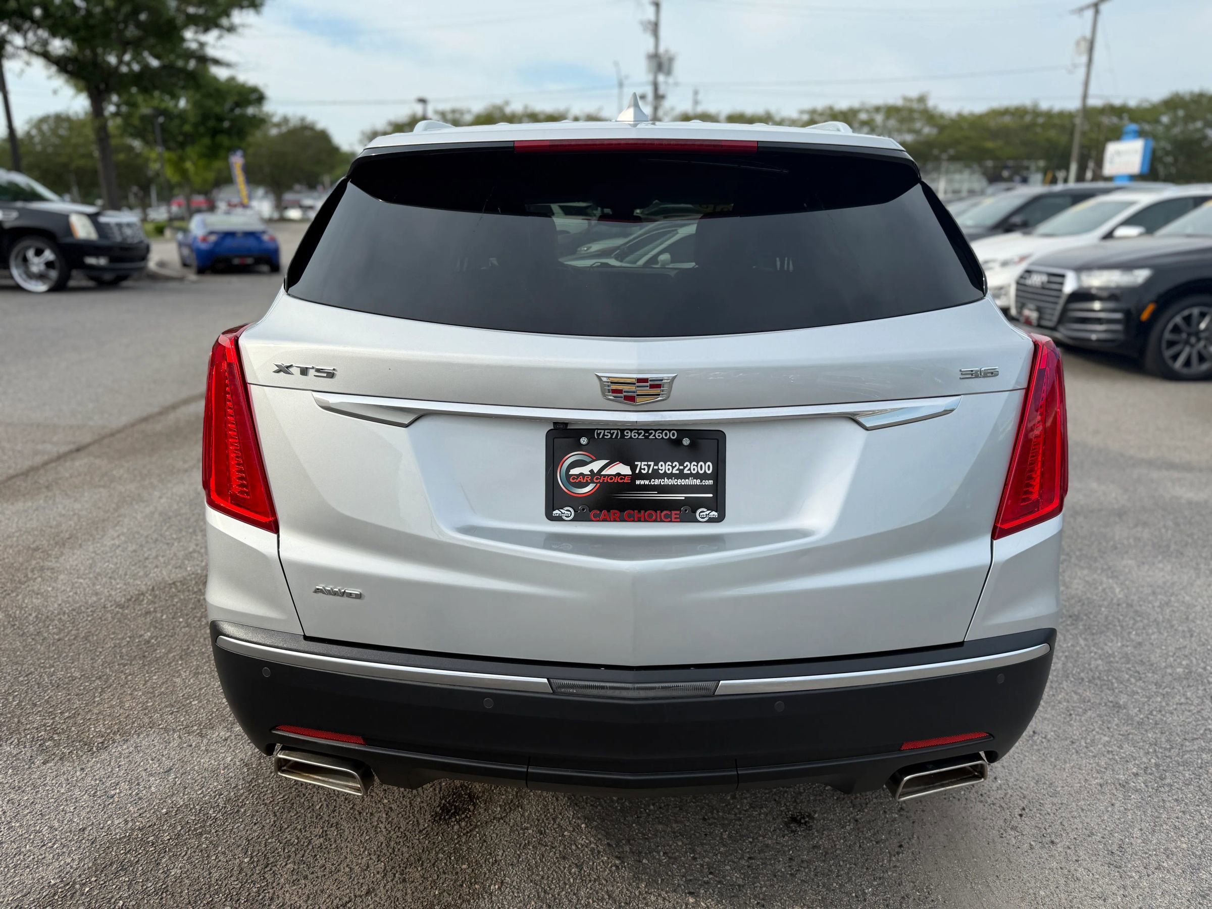 Used 2018 Cadillac XT5 Premium Luxury AWD/4WD image 8