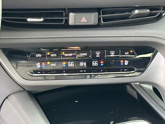 Used 2023 Buick Envision Avenir image 20