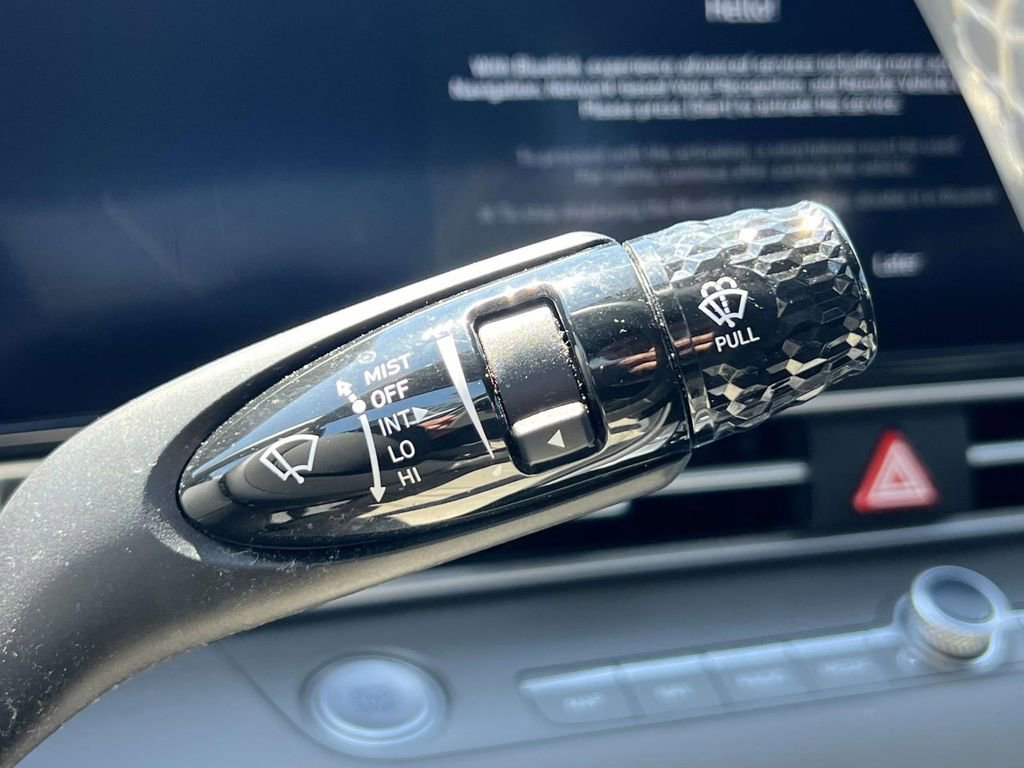 Certified 2023 Hyundai Elantra SEL w/ Convenience Package FWD image 24