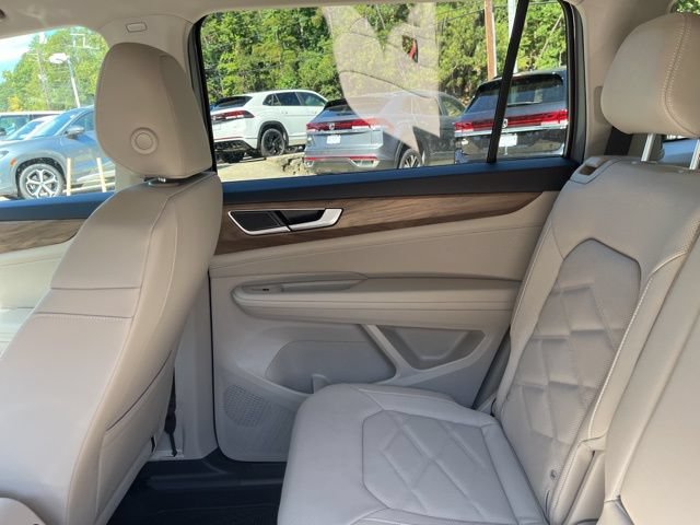 New 2026 Volkswagen Atlas SE FWD image 13
