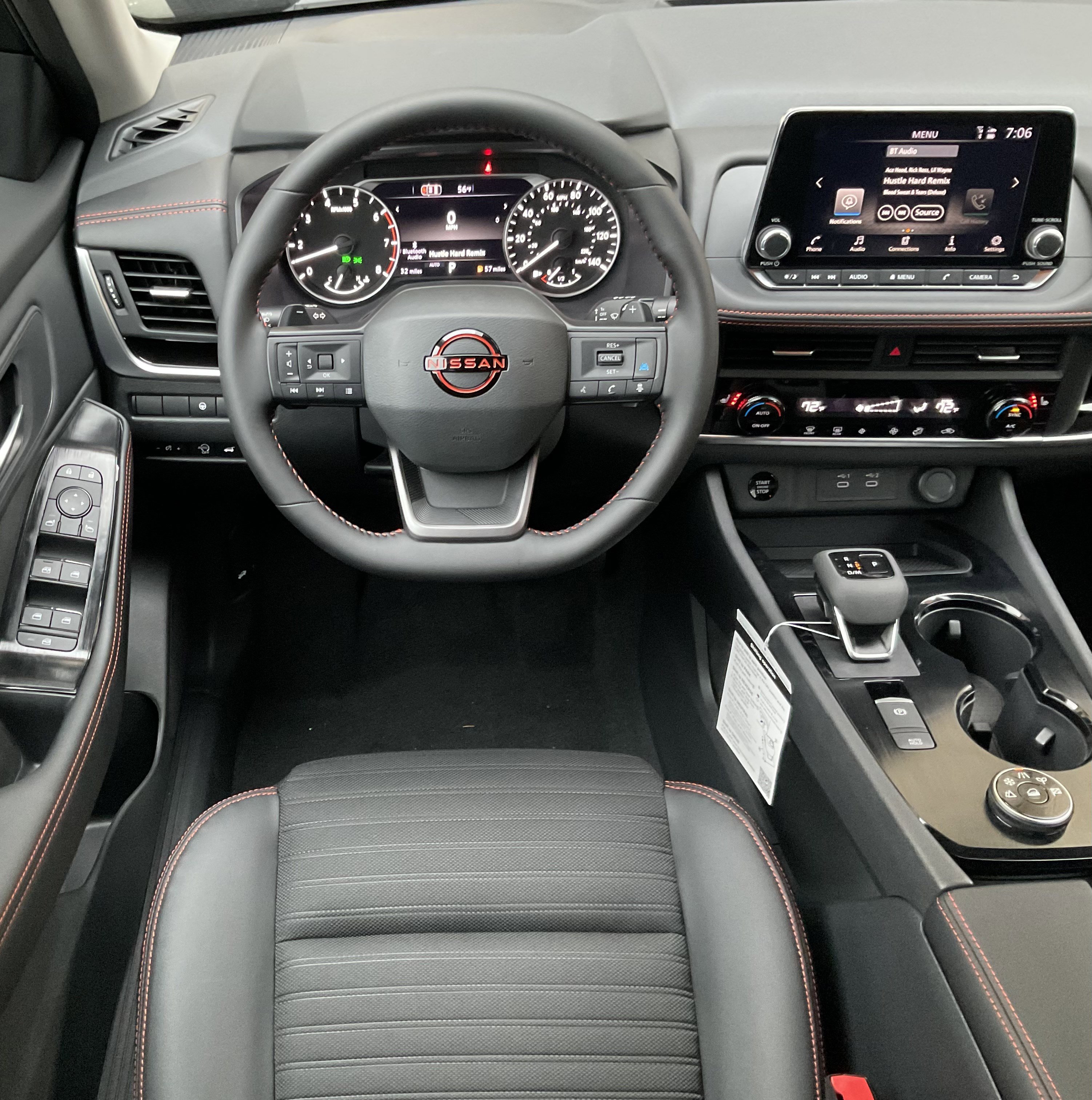 Used 2026 Nissan Rogue SV image 23