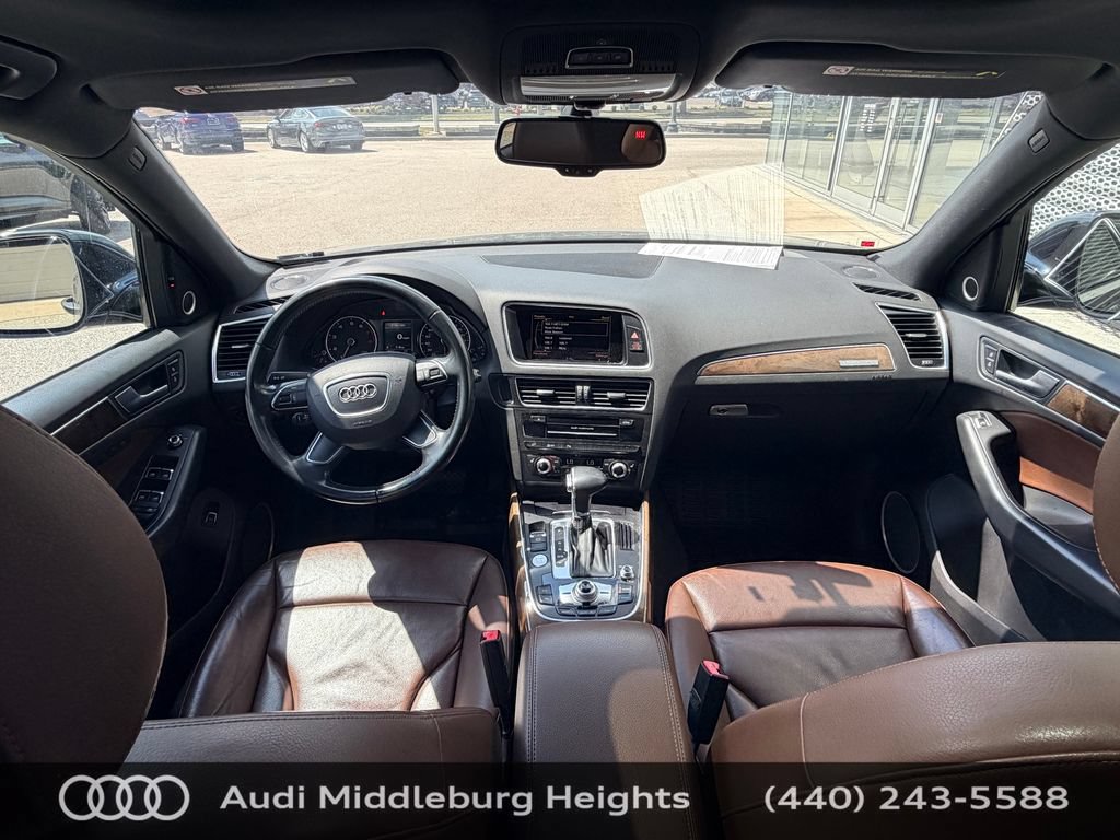 Used 2016 Audi Q5 2.0T Premium Plus w/ Technology Package AWD/4WD image 34