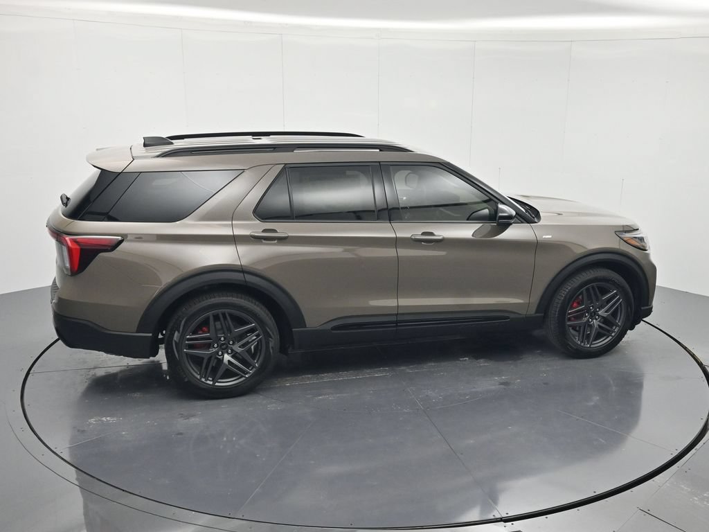 New 2027 Ford Explorer ST-Line w/ ST-Line Street Pack RWD image 33