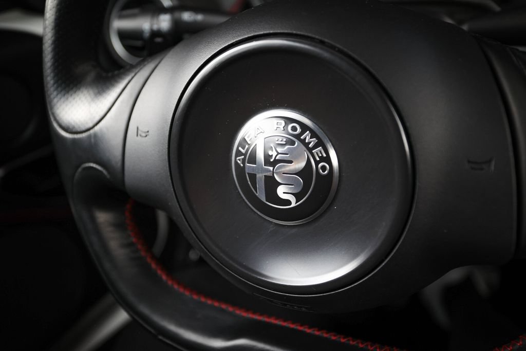 Used 2017 Alfa Romeo 4C Coupe w/ Coupe Track Package 1 RWD image 30