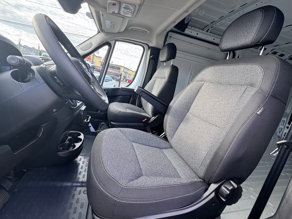 New 2025 RAM ProMaster 2500 w/ Storage Group image 15
