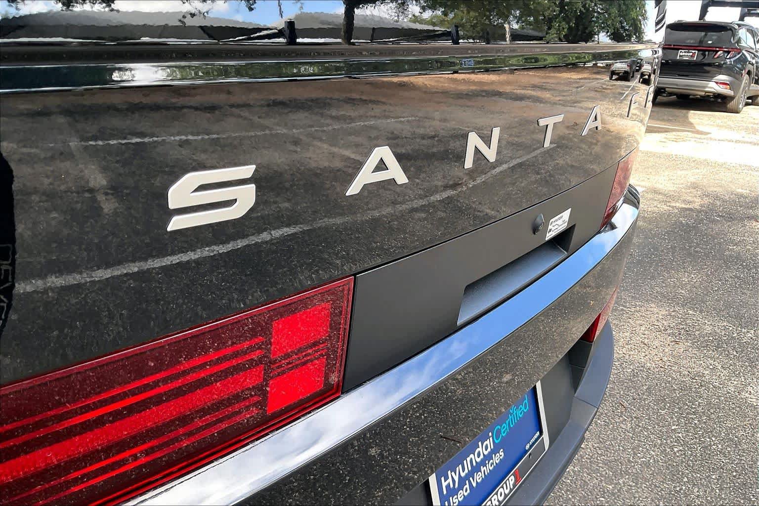 Certified 2025 Hyundai Santa Fe SE FWD image 10