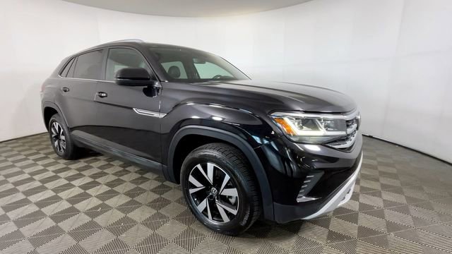 Used 2022 Volkswagen Atlas Cross Sport SE FWD image 2