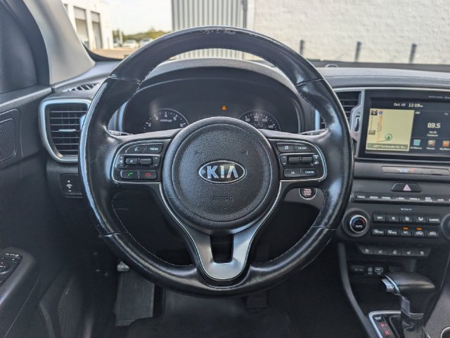 Used 2017 Kia Sportage EX w/ EX Technology Package FWD image 25