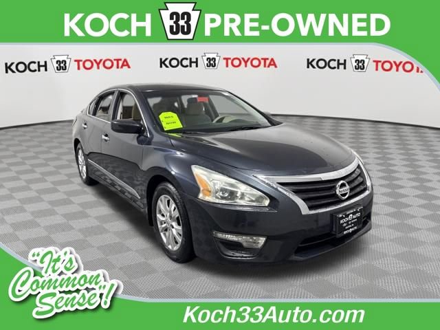Used 2015 Nissan Altima 2.5 S w/ Sport Value Package FWD image 1