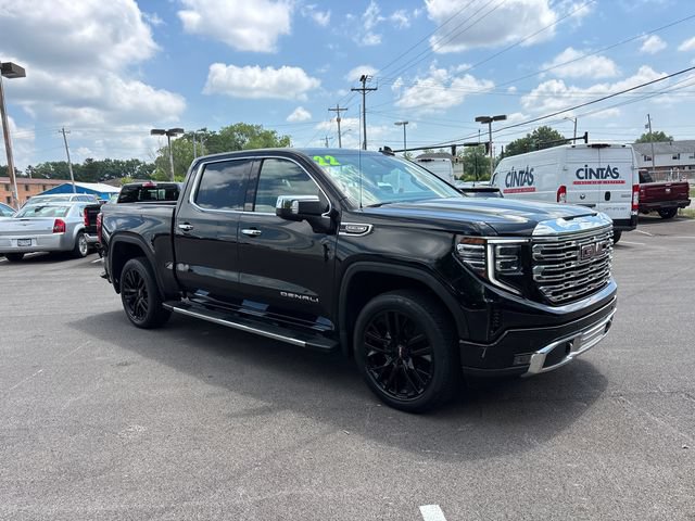 Used 2022 GMC Sierra 1500 Denali AWD/4WD image 2