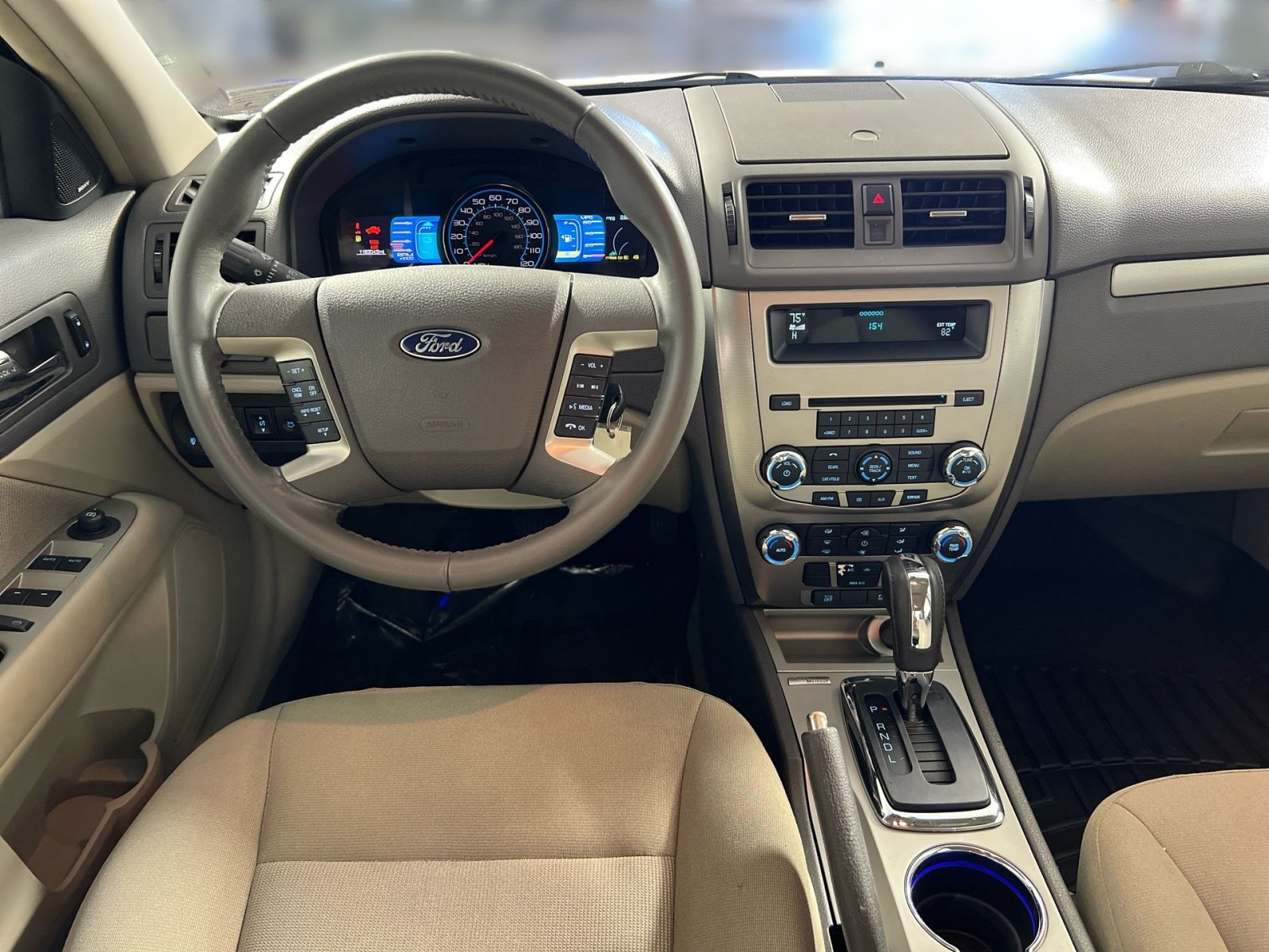 Used 2012 Ford Fusion Hybrid FWD image 22