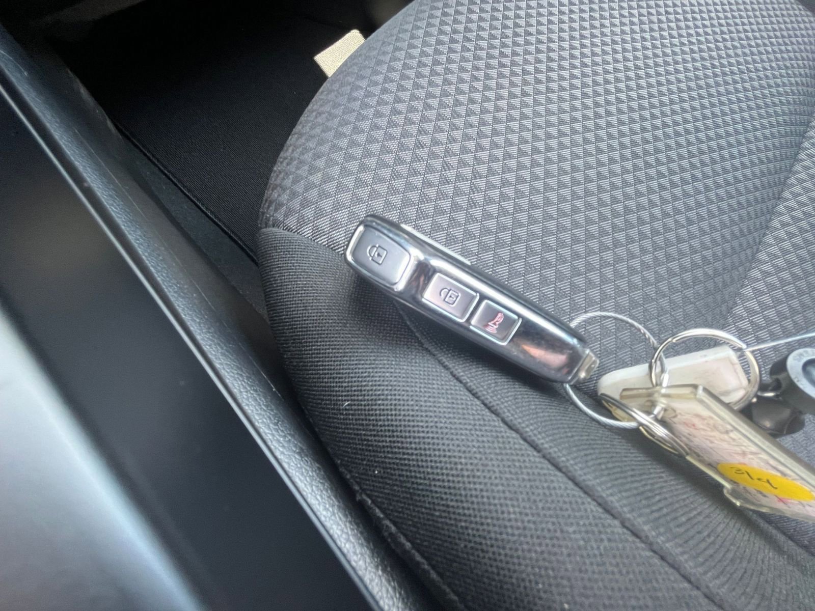 Used 2025 Kia Soul LX w/ LX Technology Package image 21