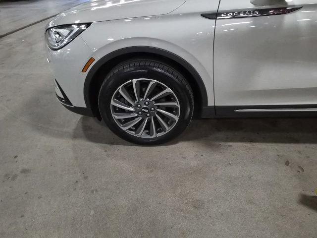 Used 2023 Lincoln Corsair Reserve w/ Equipment Group 201A image 14