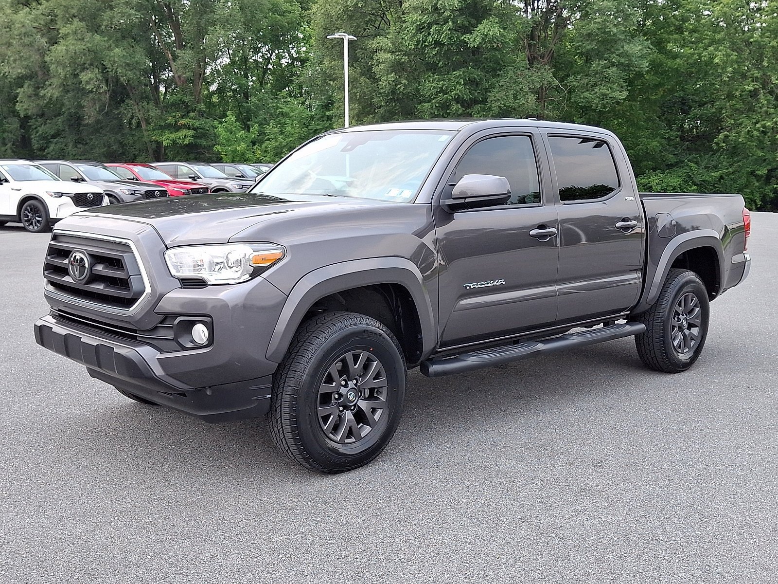 Certified 2023 Toyota Tacoma SR5 AWD/4WD image 3
