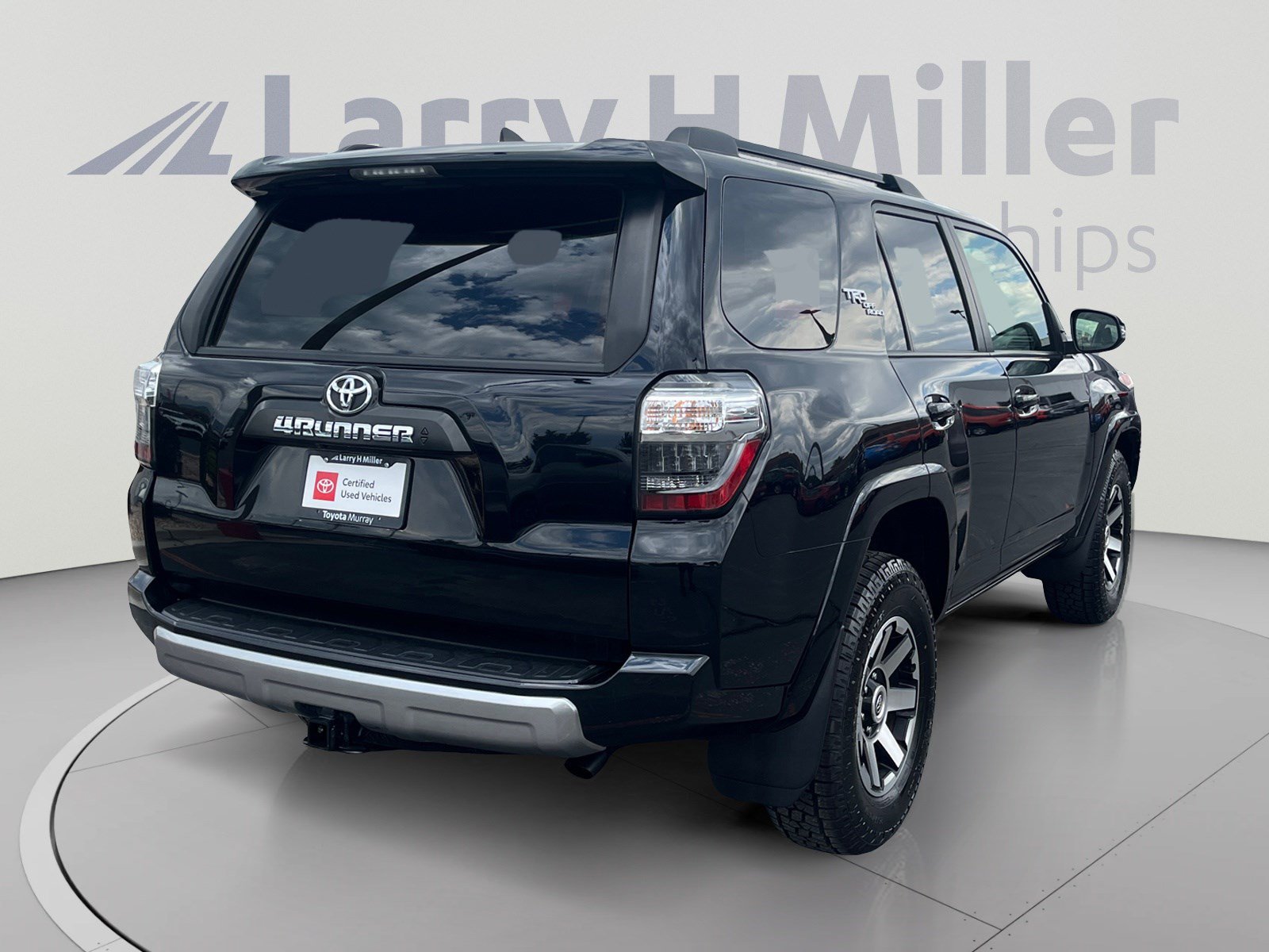 Certified 2023 Toyota 4Runner TRD Off-Road Premium w/ Off Road Premium Plus Package AWD/4WD image 5
