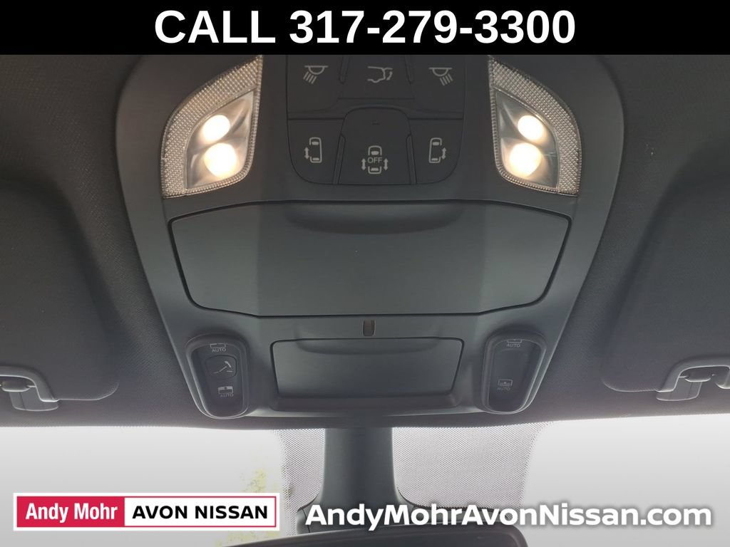 Used 2026 Chrysler Pacifica Limited w/ S Appearance Package FWD image 27