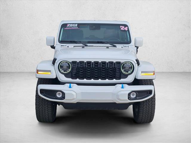 Used 2024 Jeep Wrangler High Altitude image 2