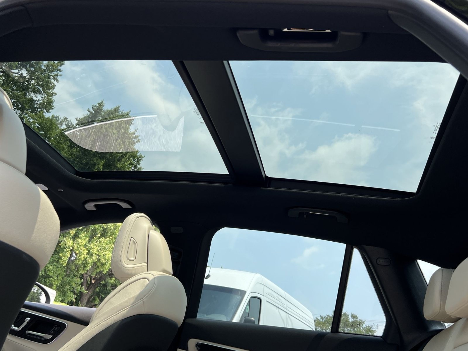 New 2026 Mercedes-Benz GLC 300 4MATIC image 29