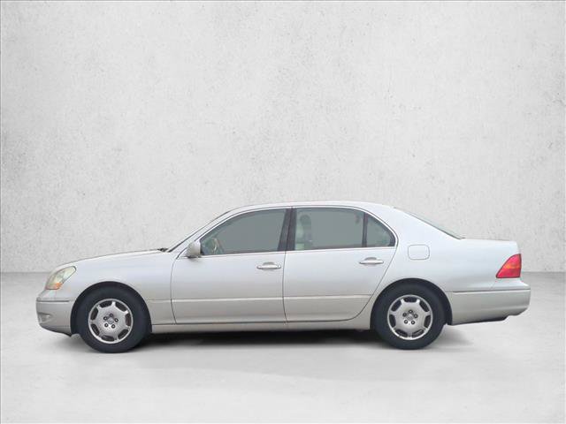 Used 2002 Lexus LS 430 RWD image 8