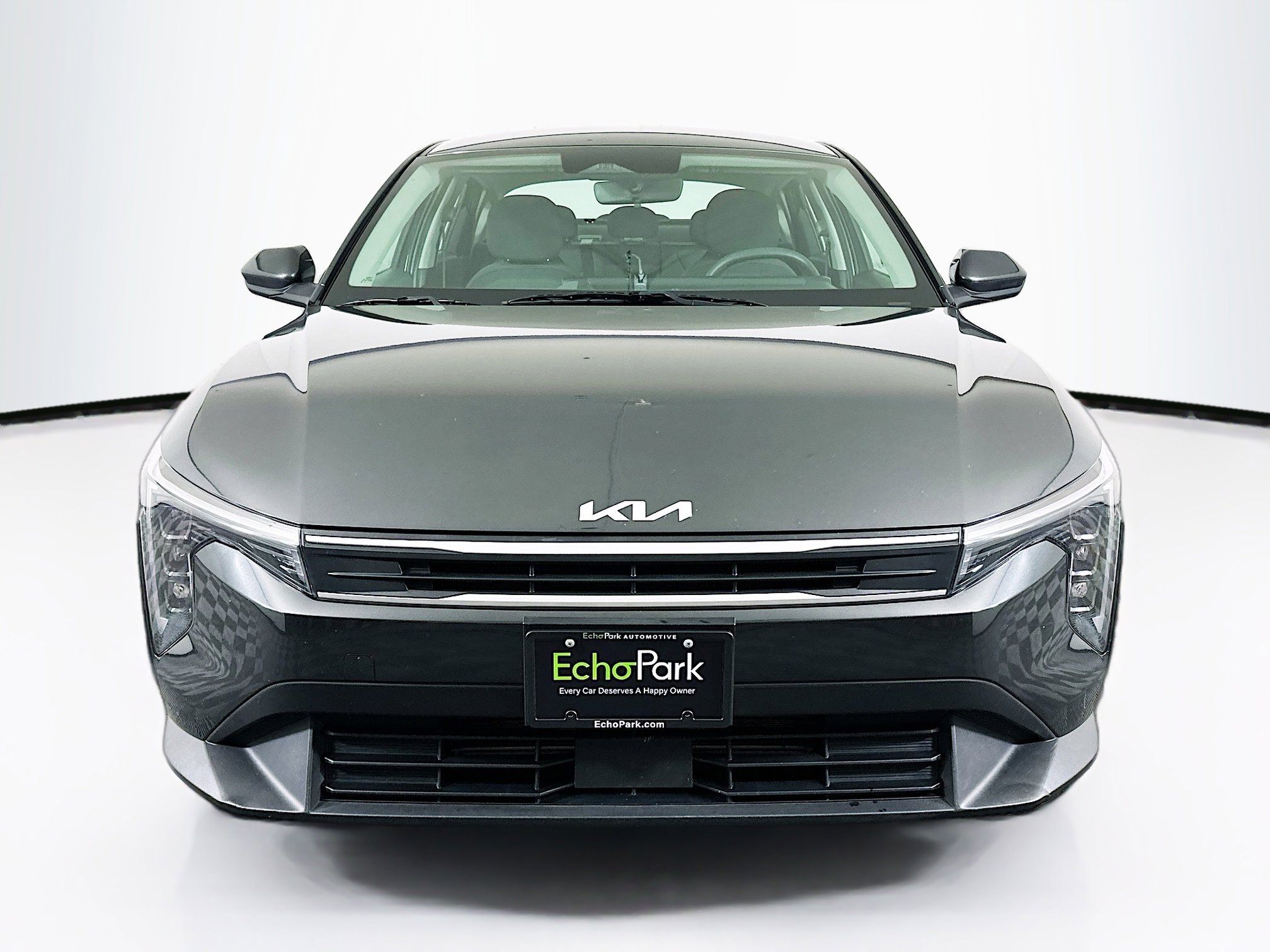 Used 2025 Kia K4 LXS image 2