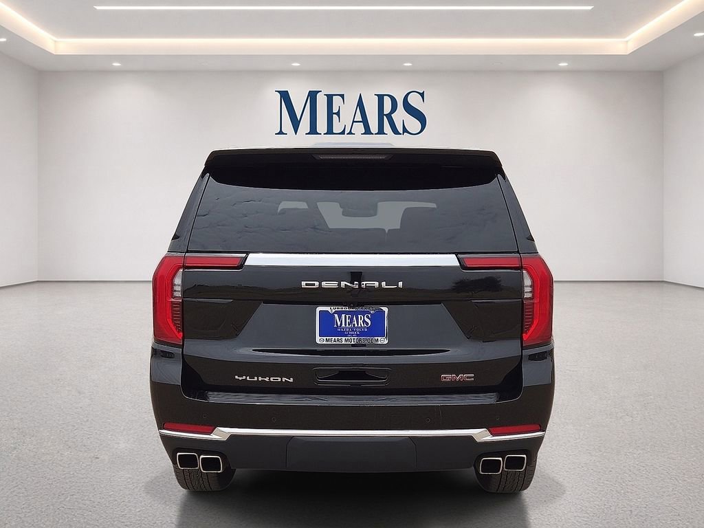 Used 2025 GMC Yukon Denali AWD/4WD image 4