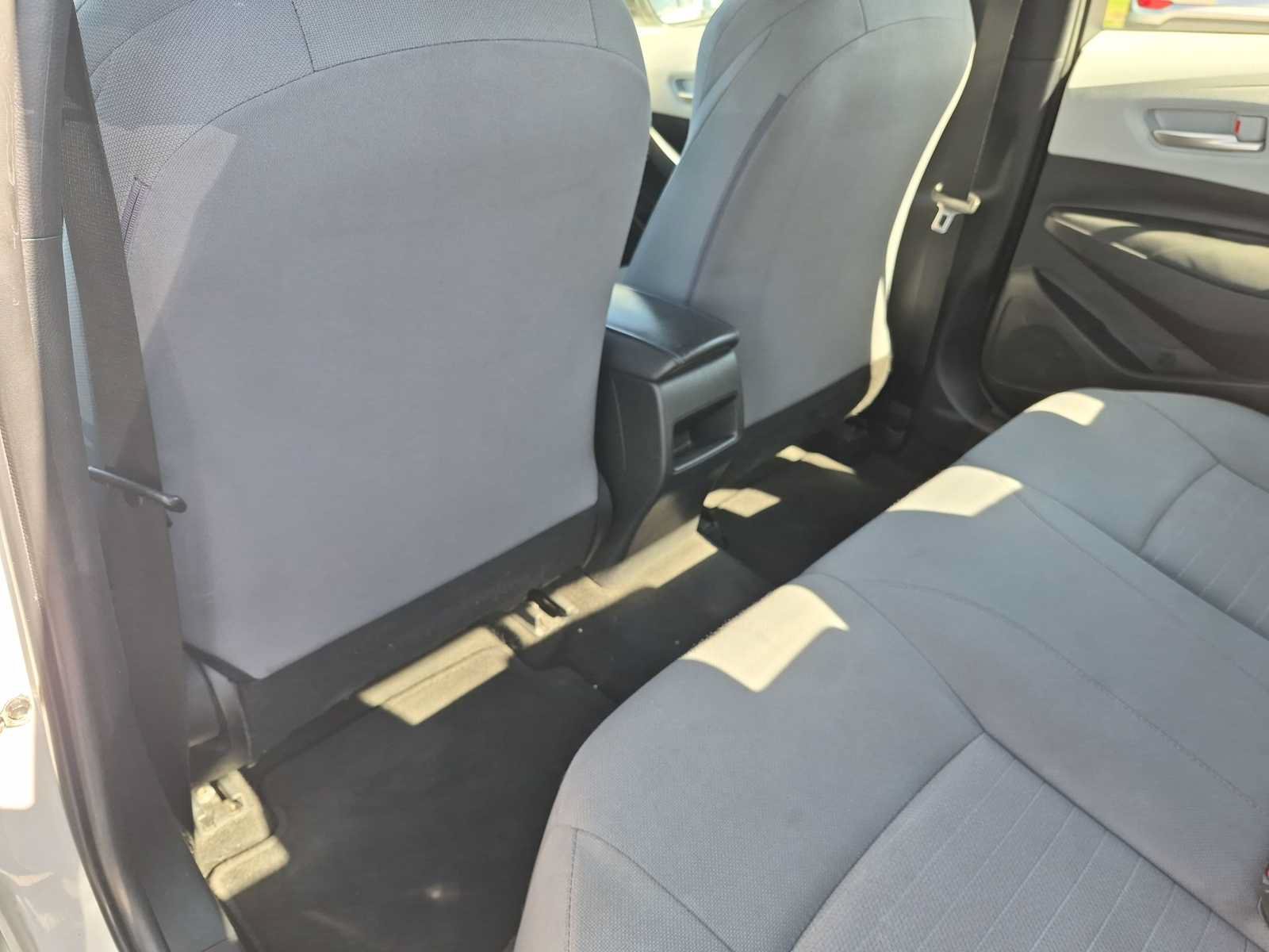 Used 2022 Toyota Corolla SE w/ Carpet Mat Package (TMS) FWD image 17