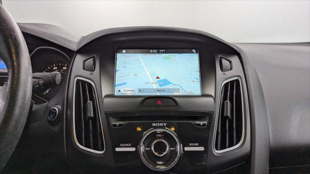 Used 2016 Ford Focus Titanium w/ Titanium Technology Package image 26