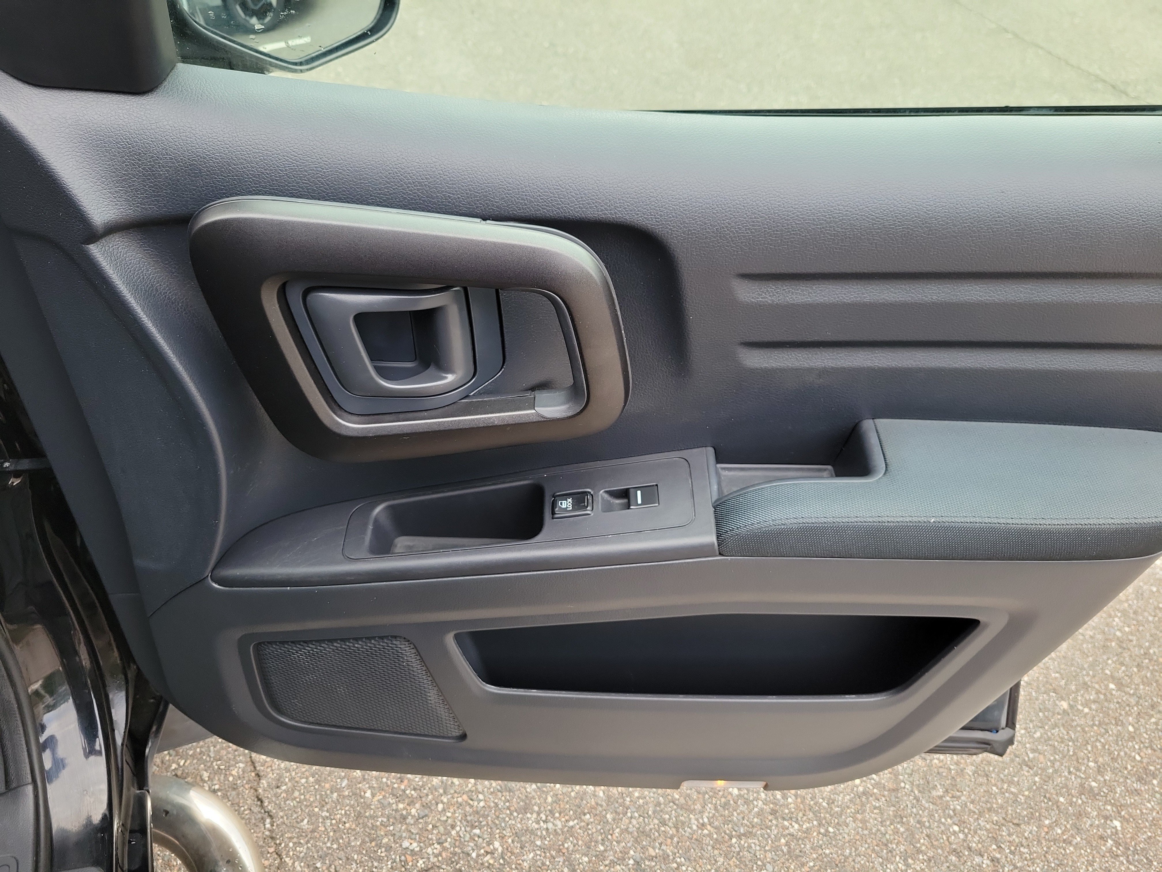 Used 2014 Honda Ridgeline Sport image 10