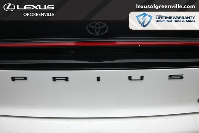 Used 2023 Toyota Prius LE FWD image 11